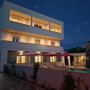 4* Vendégház Apartmant & Rosa Medulin